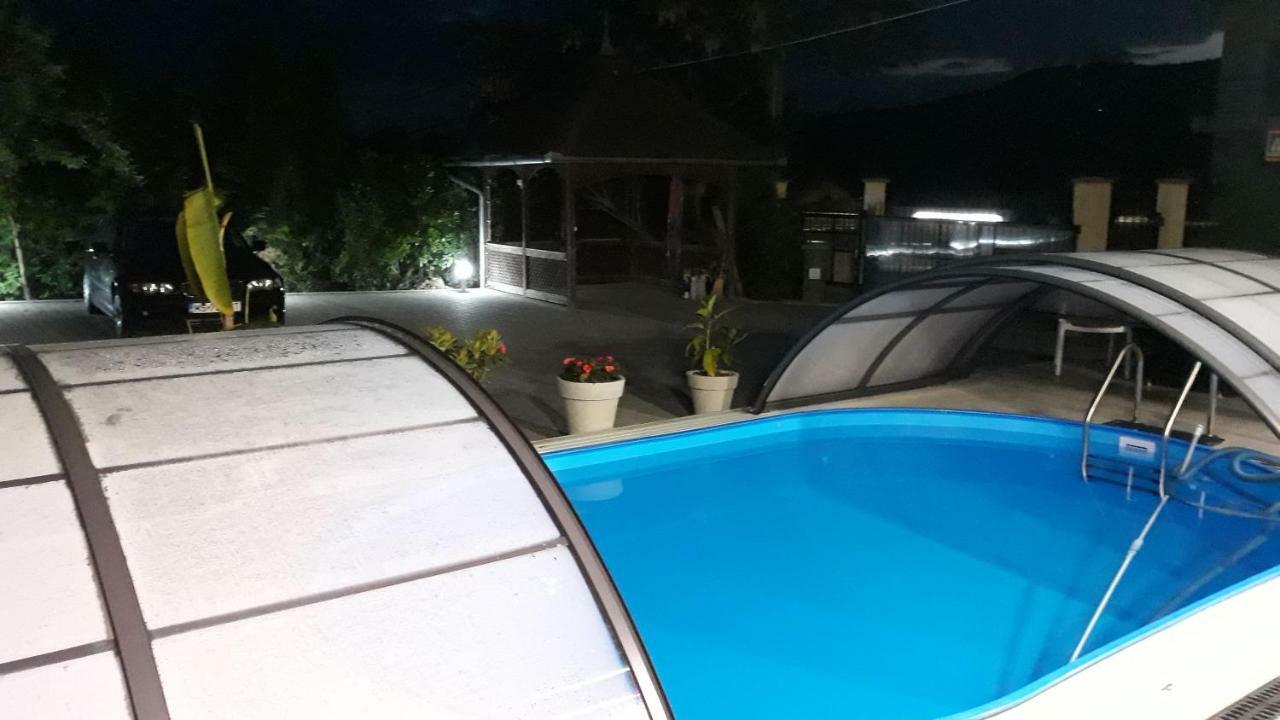 Vila Eszter Ξενοδοχείο Sovata Εξωτερικό φωτογραφία